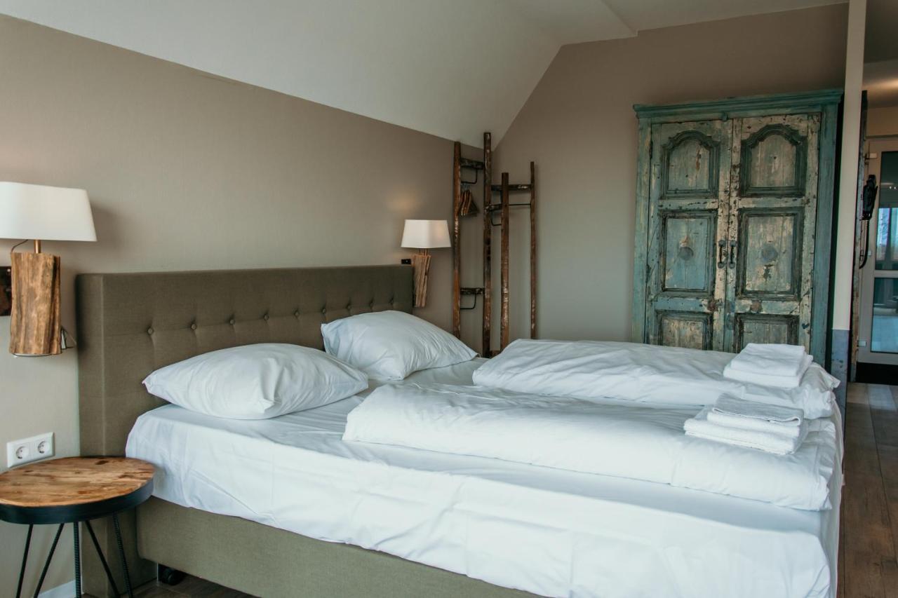 Hotel De Zeeuwse Kust 雷讷瑟 外观 照片