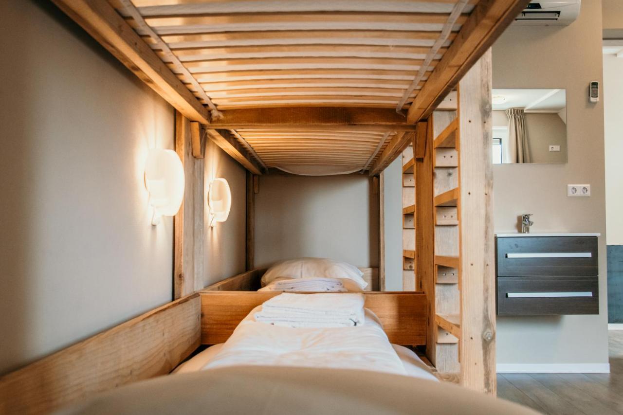 Hotel De Zeeuwse Kust 雷讷瑟 外观 照片
